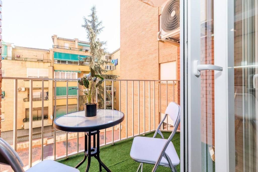 Modern Apartment Close To The City Center And Alhambra Granada Kültér fotó