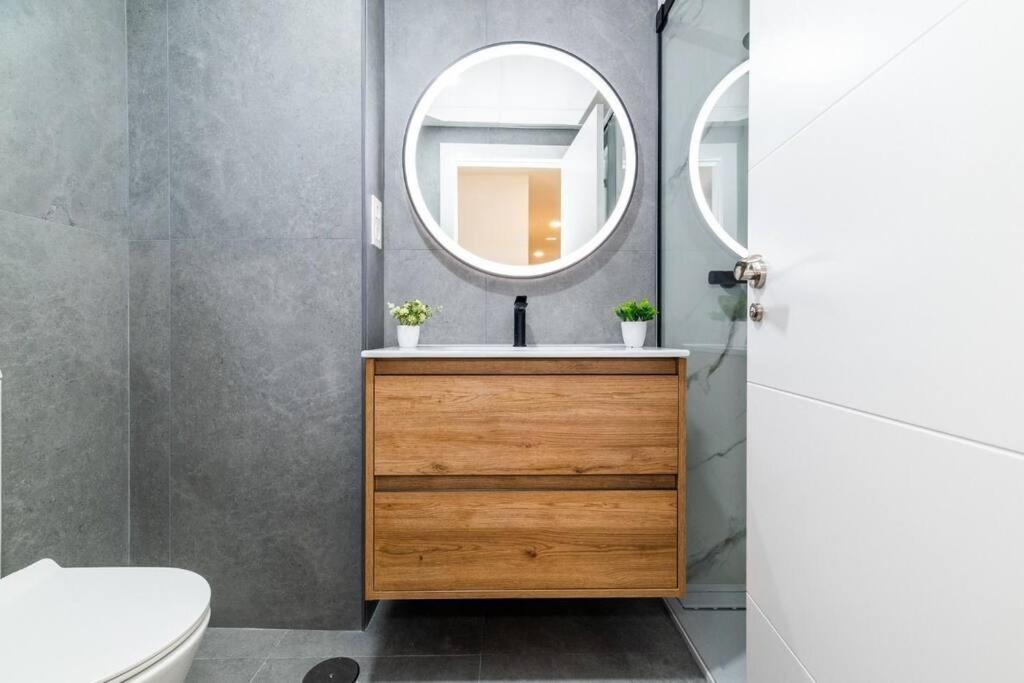 Modern Apartment Close To The City Center And Alhambra Granada Kültér fotó