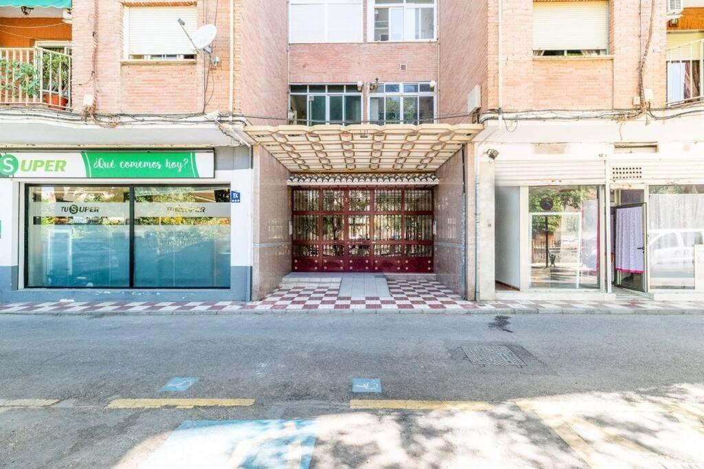 Modern Apartment Close To The City Center And Alhambra Granada Kültér fotó