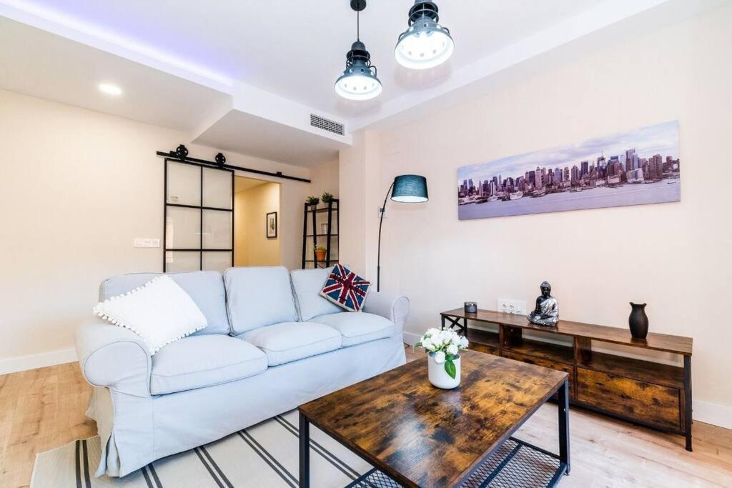 Modern Apartment Close To The City Center And Alhambra Granada Kültér fotó