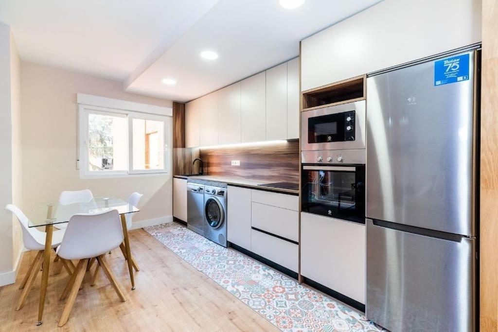Modern Apartment Close To The City Center And Alhambra Granada Kültér fotó