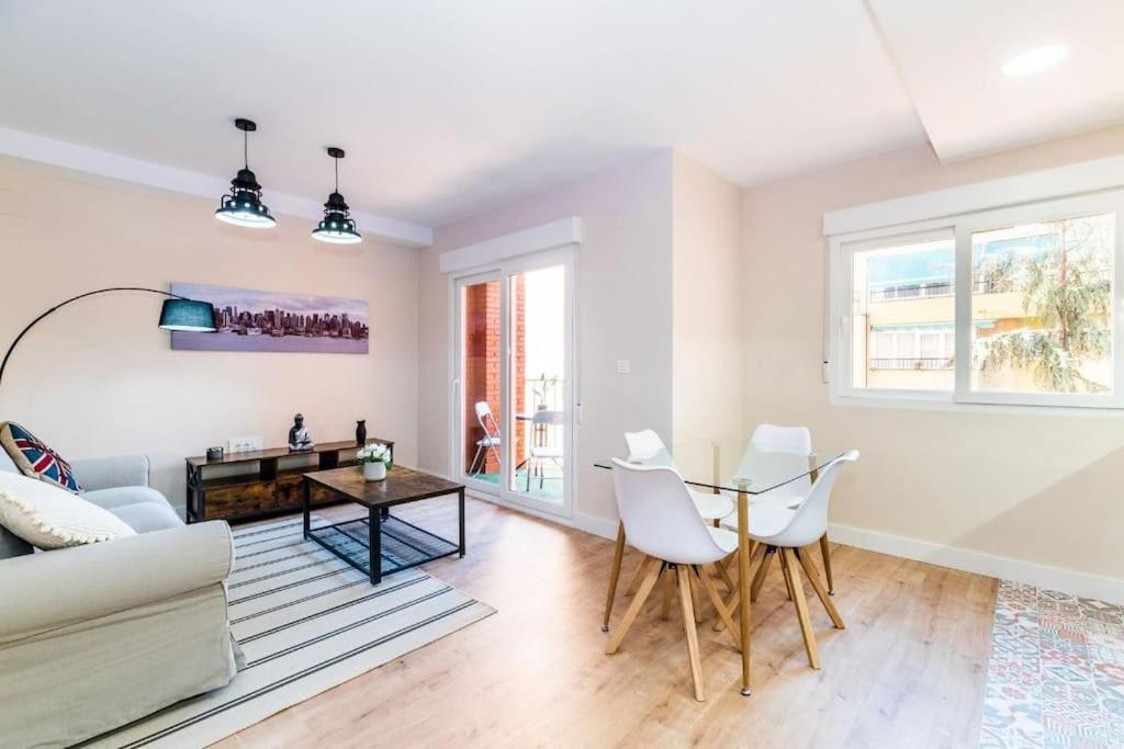 Modern Apartment Close To The City Center And Alhambra Granada Kültér fotó