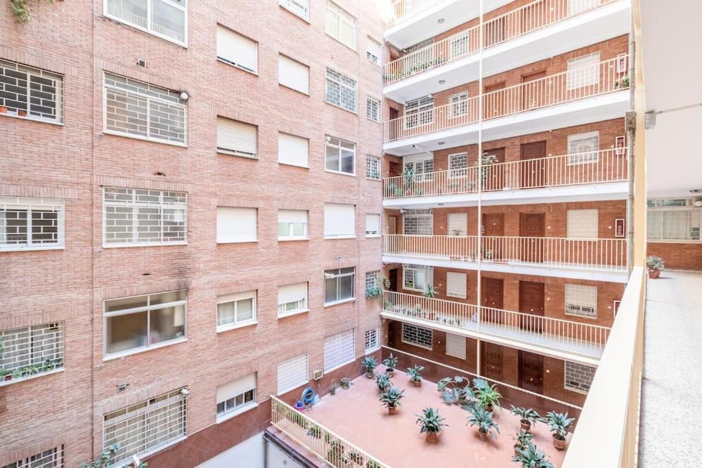Modern Apartment Close To The City Center And Alhambra Granada Kültér fotó