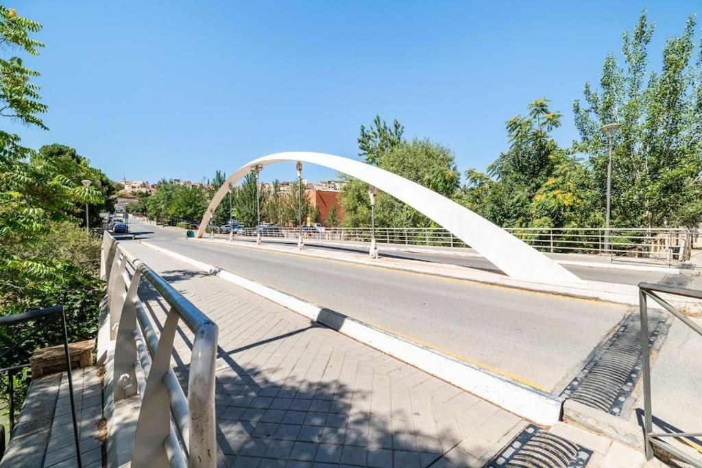 Modern Apartment Close To The City Center And Alhambra Granada Kültér fotó