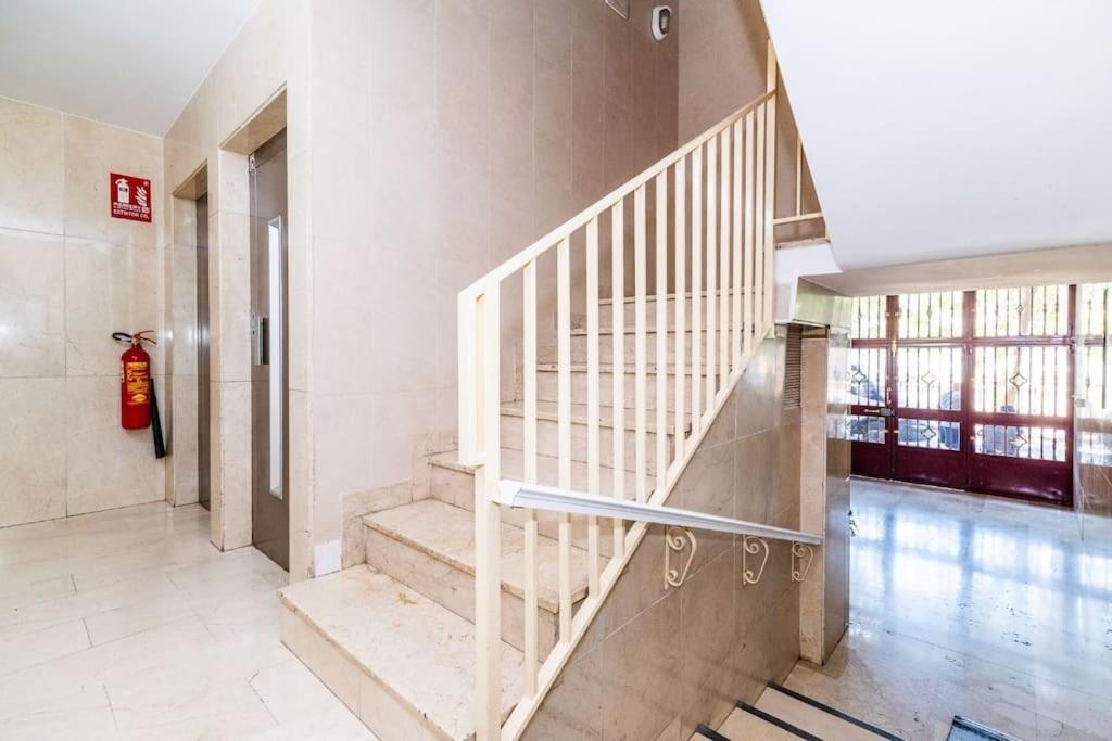 Modern Apartment Close To The City Center And Alhambra Granada Kültér fotó