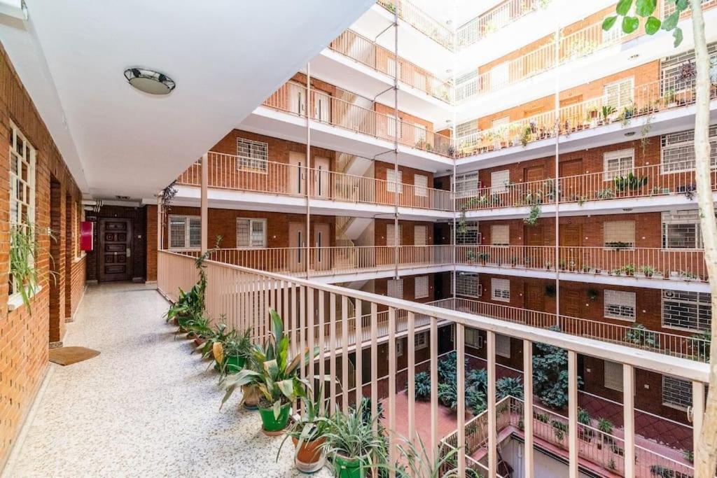 Modern Apartment Close To The City Center And Alhambra Granada Kültér fotó